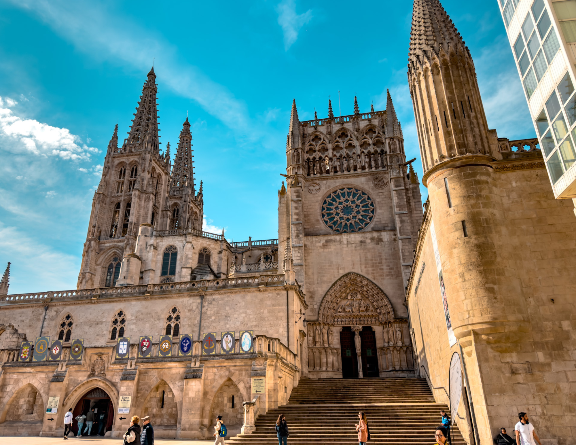 Burgos Travel Guide.png